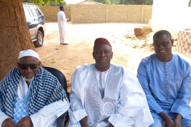 هناك أنواع عديدة من الجمل ، ولكل منها تراكيب وتعقيدات مختلفة