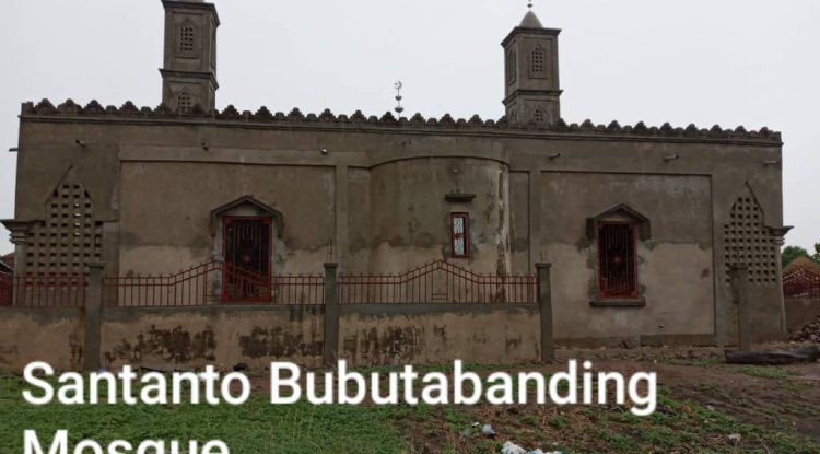 The Historical Mosque at Santanto Bubutabanding